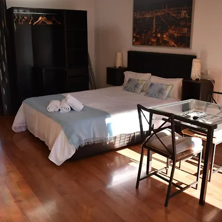 Apartamentos Barcelona - Iberia-3